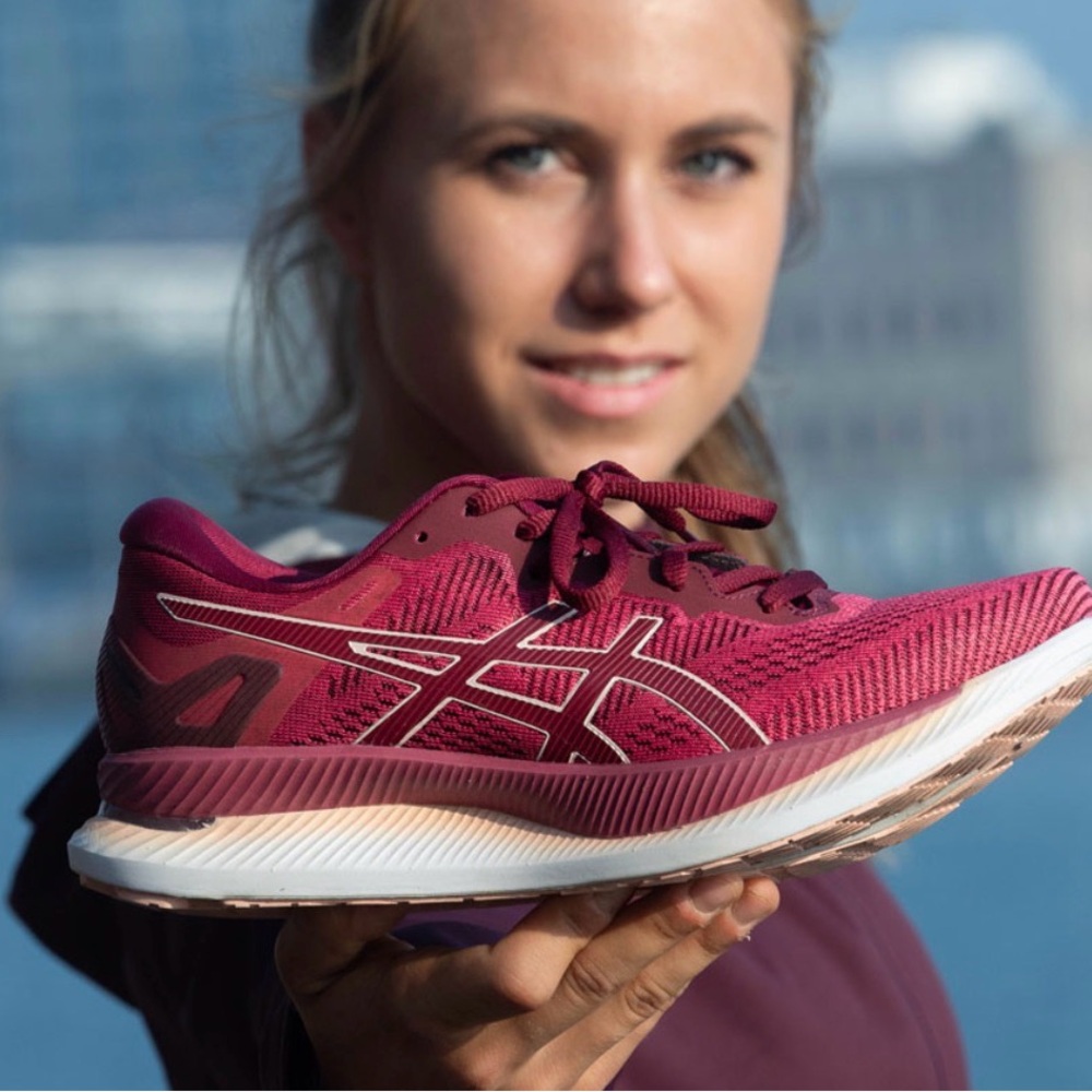 NWT- new in box Asics Women's GlideRide Running Shoes - Rose Pink/White Trim